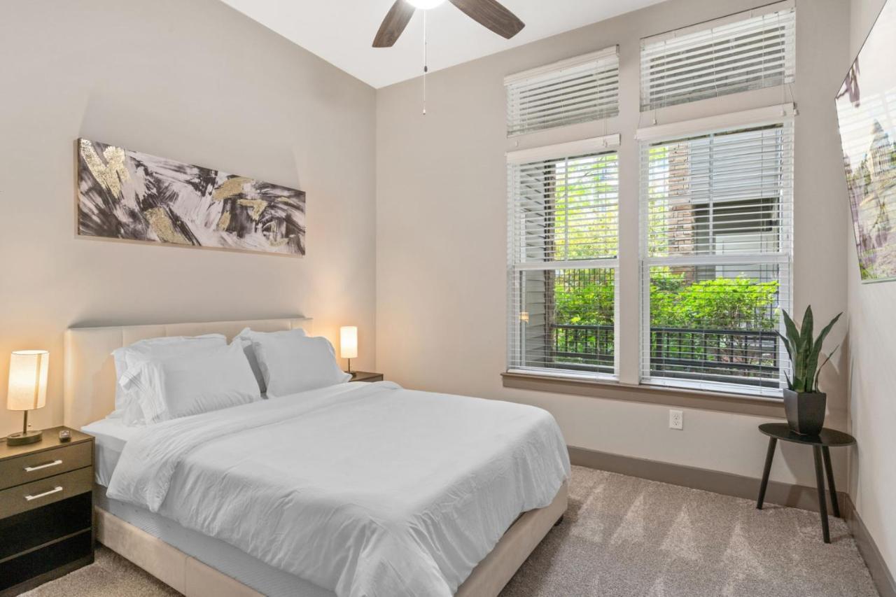 Apartamento Grand Luxury Premium Vaulted Ceilings Woodbridge Exterior foto