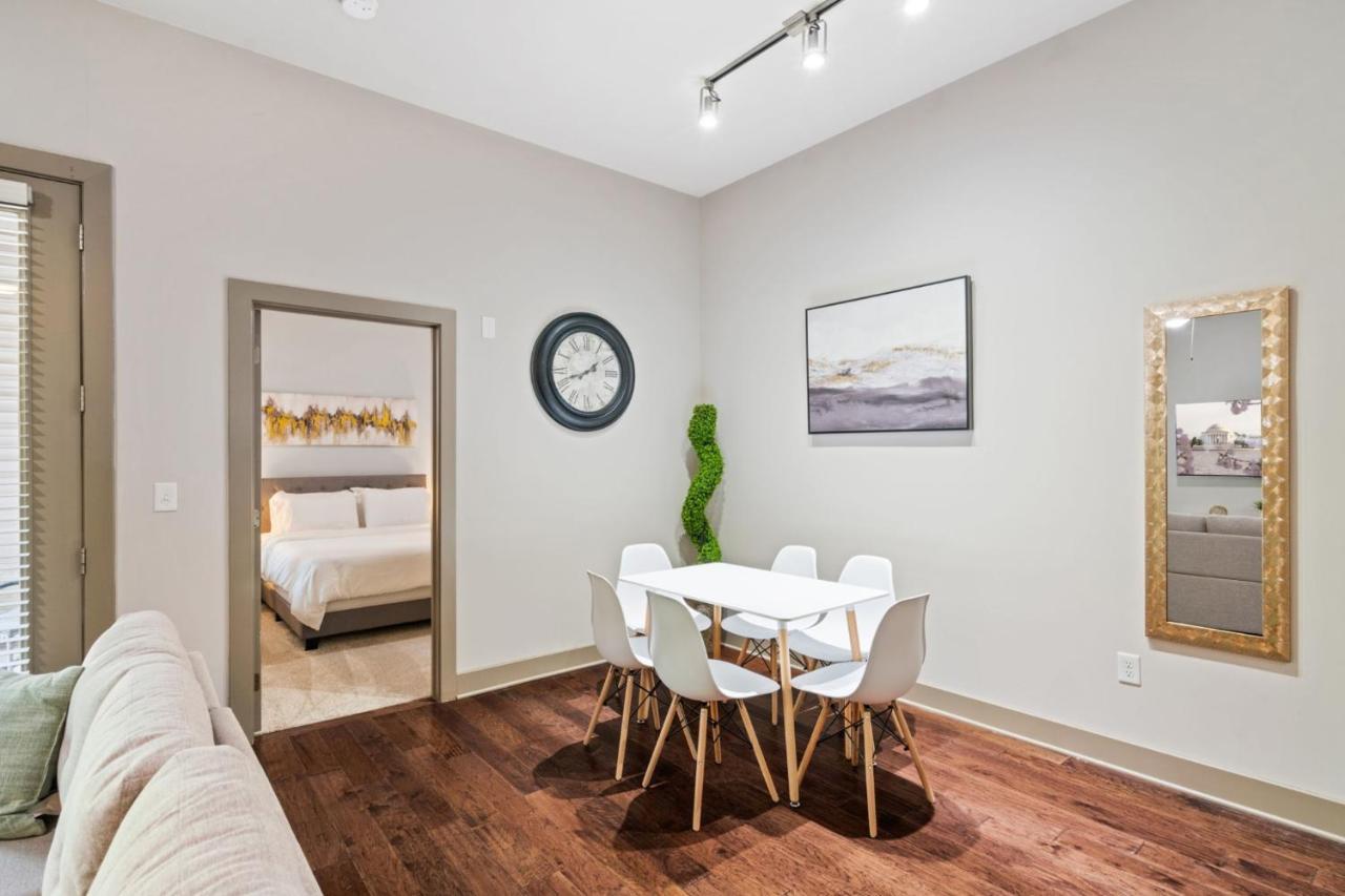 Apartamento Grand Luxury Premium Vaulted Ceilings Woodbridge Exterior foto