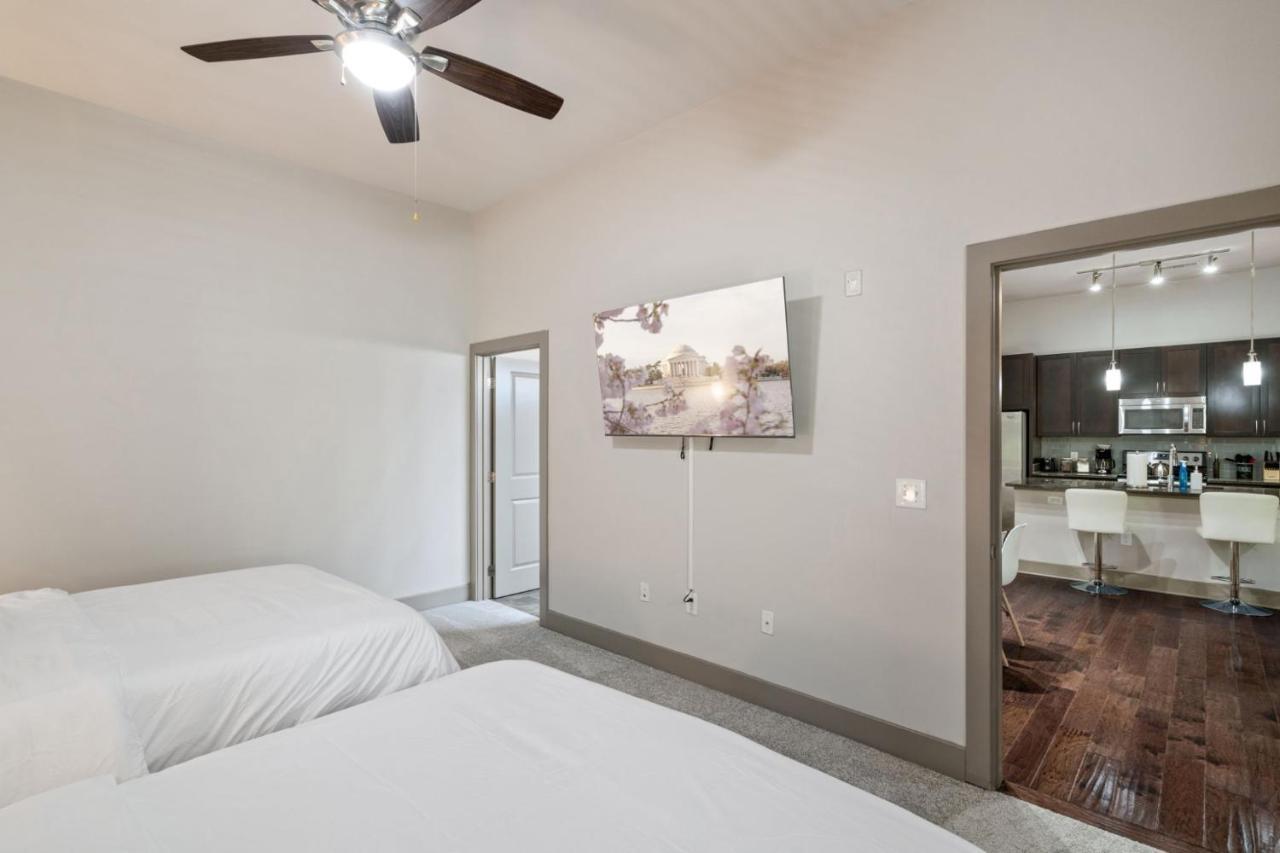 Apartamento Grand Luxury Premium Vaulted Ceilings Woodbridge Exterior foto