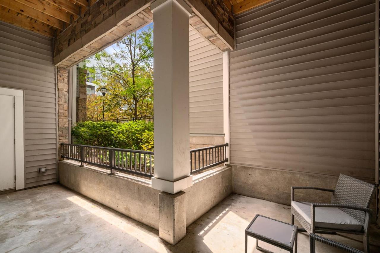 Apartamento Grand Luxury Premium Vaulted Ceilings Woodbridge Exterior foto